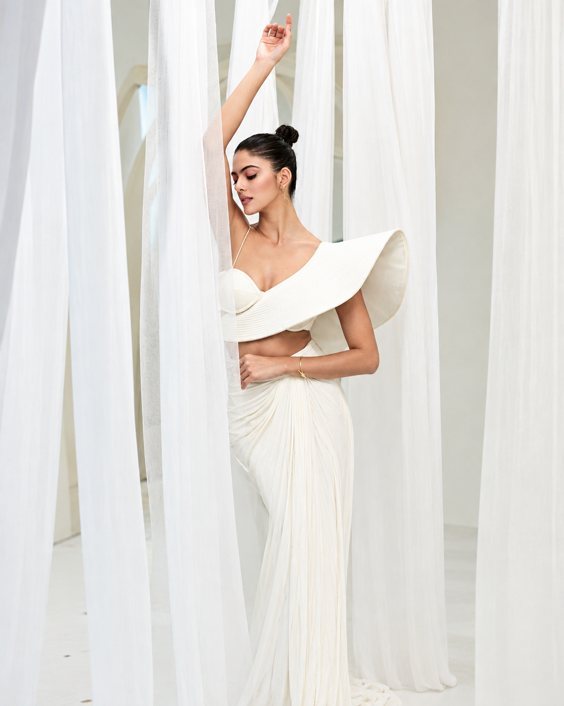 The White Reverie Set Main image